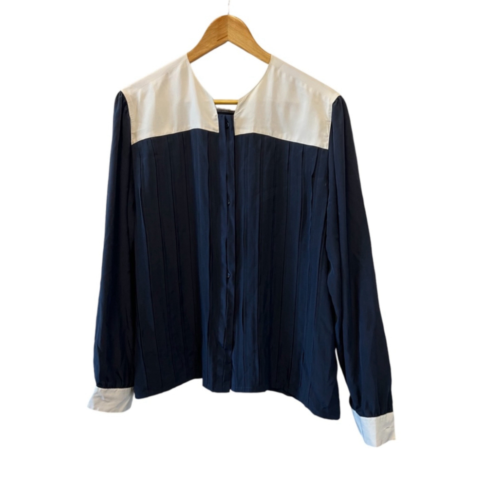 VINTAGE Navy & Cream Accordion Button Up Long Sleeve Top 46